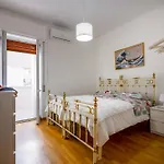 A Due Passi Dal Mare - With Parking Apartamento