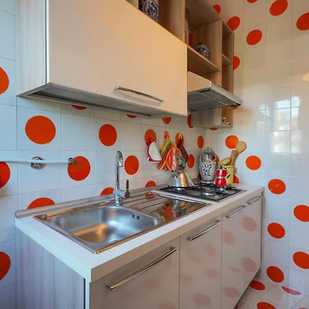 A Due Passi Dal Mare - With Parking Бари